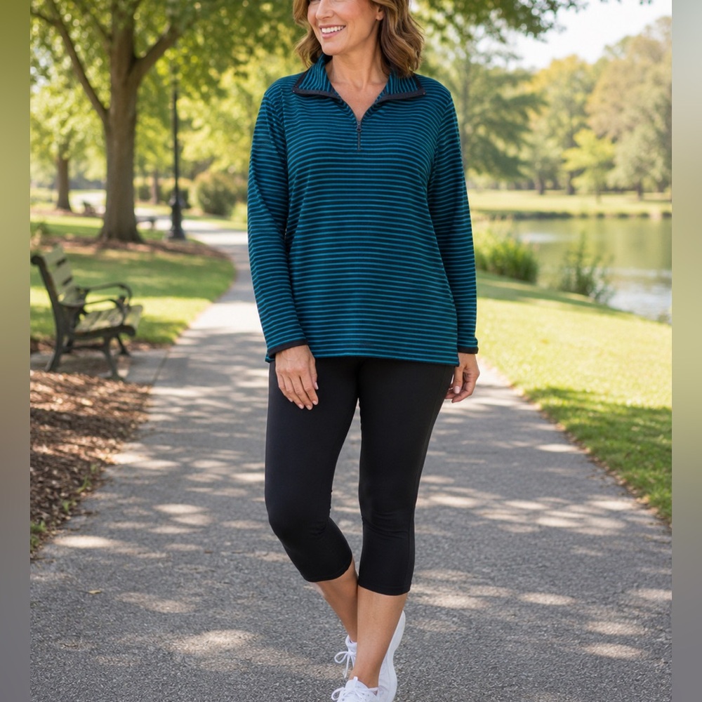 Old Navy black and turquoise striped fleece 1/4 zip pullover in good condition